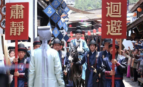 男频爽文改编成困局？《夜天子》高分突围炼成功之道