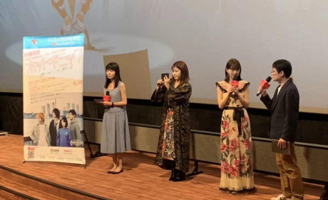 在电影节和小偶像同台是种什么感觉？