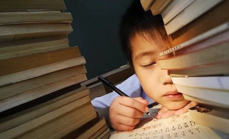 郑丽丽专栏：越来越相似的不幸（小小说）