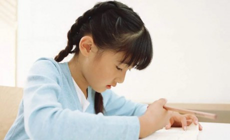 史春霞专栏：老师给你一个道歉