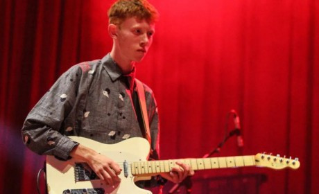 King Krule：害怕伦敦，恐惧飞行，讨厌采访，想来点锯齿感粗糙的朋克