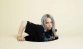 吸睛女孩Billie Eilish，唱尽感情里的倔强