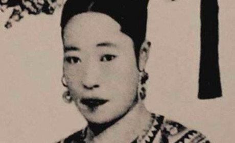中国最后一个皇太后：生前被呼来唤去，死后被称“女中尧舜”