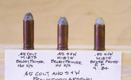 为什么老式.45 Long Colt弹壳靠近底部有道沟？