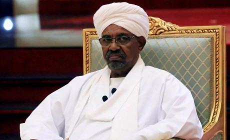 非洲的酋长制依然，苏丹独裁者巴希尔却滚蛋了