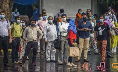 印度新冠肺炎确诊病例新增7.8万例 前总统染疫